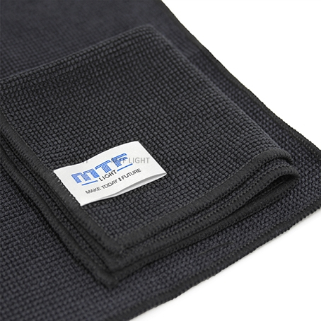 Салфетка MTF LIGHT из микрофибры для протирания стекол 18x20см, черная, шт.